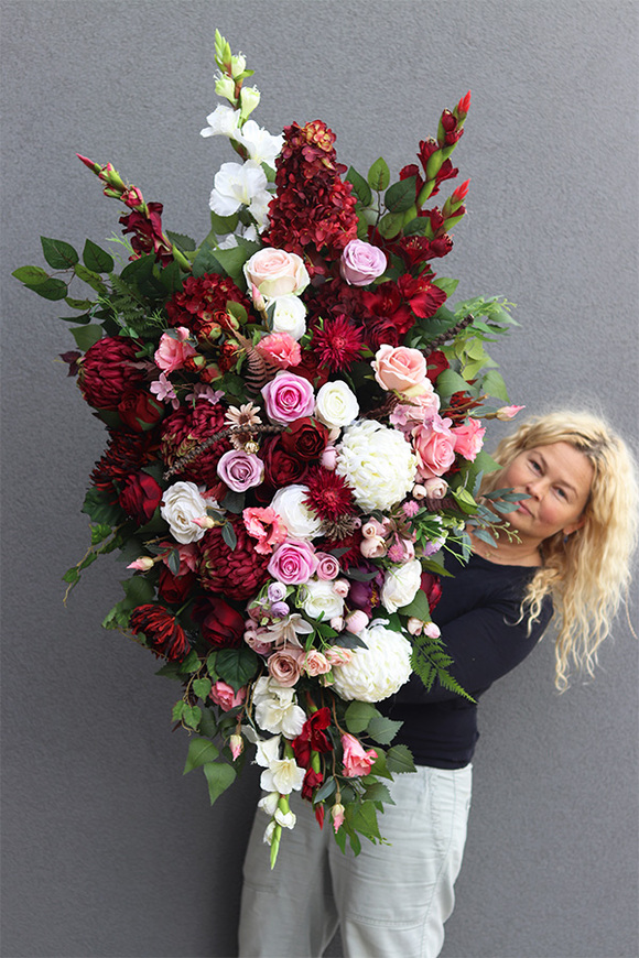 Burgundia, komplet dekoracji nagrobnych