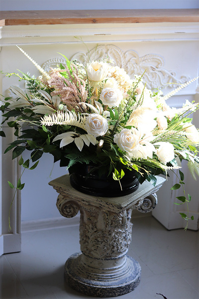 Mortario Relana, kompozycja nagrobna w misie