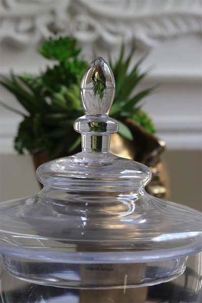 Rewika, bomboniera szklana na nodze