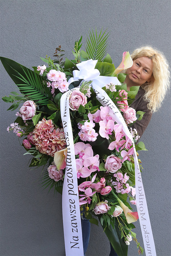 Pink Delitra, różowa wiązanka nagrobna z orchideą