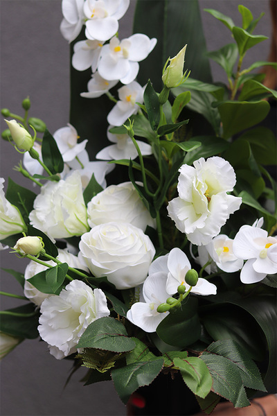 Białe Chwile, bukiet nagrobny we wkładzie