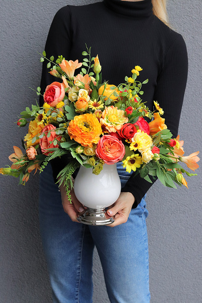 Luizjana Słoneczko, kompozycja kwiatowa w pucharze