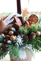 Industrial Miedziany, świąteczny stroik w metalowej osłonce