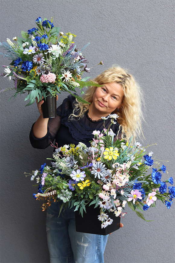 Polne Kwiaty, bukiet nagrobny we wkładzie do flakonu