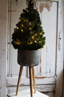 Konika Design, choinka sztuczna w donicy na trójnogu