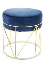 Oasis, welurowa pufa z ozdobną podstawą, granatowa, wym.38x35cm