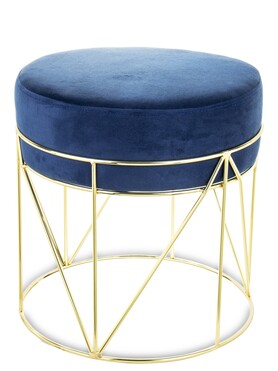 Oasis, welurowa pufa z ozdobną podstawą, granatowa, wym.38x35cm