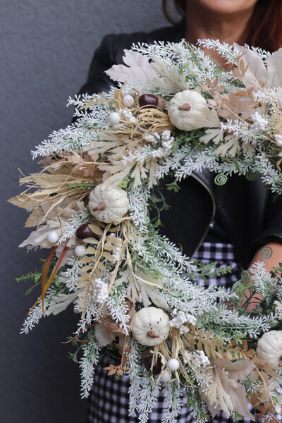 November Sun, boho jesienny wianek z dyniami