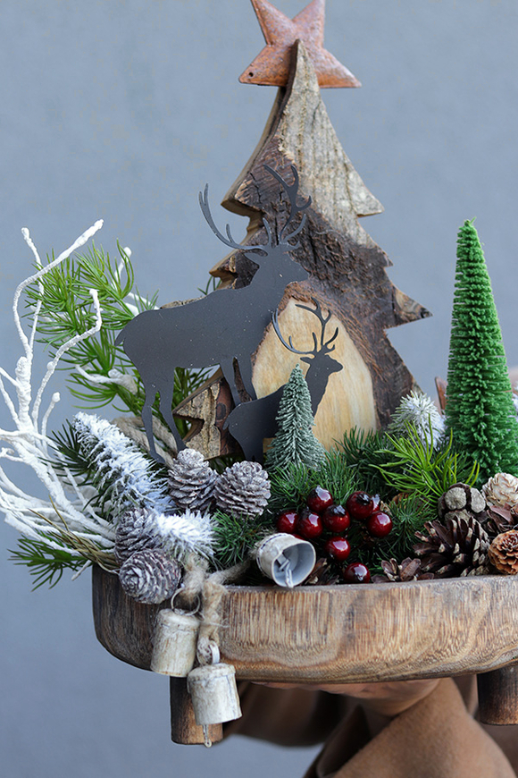 Wintery, świąteczny stroik na stół