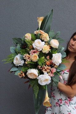 Beige Close, kompozycja nagrobna w naczyniu, wym.34x85cm 