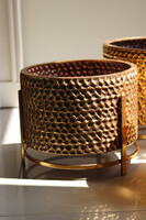 Golden Knot, metalowa doniczka osłonka na nóżkach