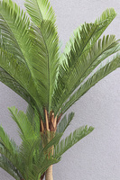 Cyklady Fiberglass White, sztuczna palma w lśniącej donicy