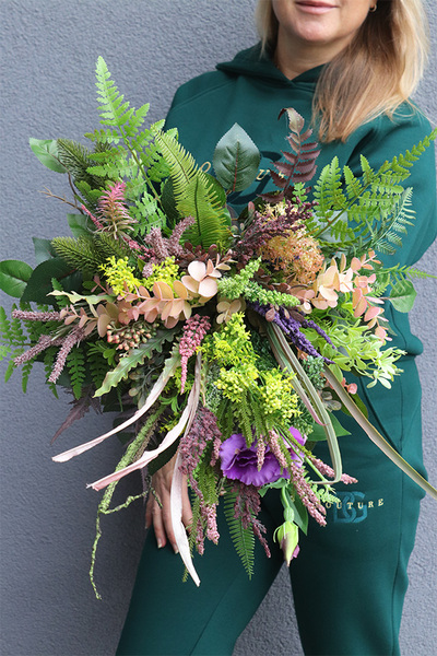 Gerulia, zielony bukiet nagrobny we wkładzie