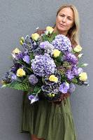 Ricotela, kompozycja nagrobna w misie, wym.52x60cm