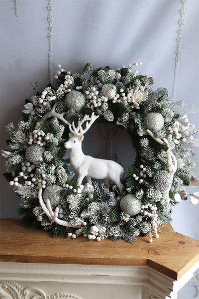 Biały Ren Silver, biało-srebrny świąteczny wianek