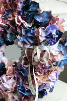 Hortensja Blue Mix, wianek z hortensji na drzwi