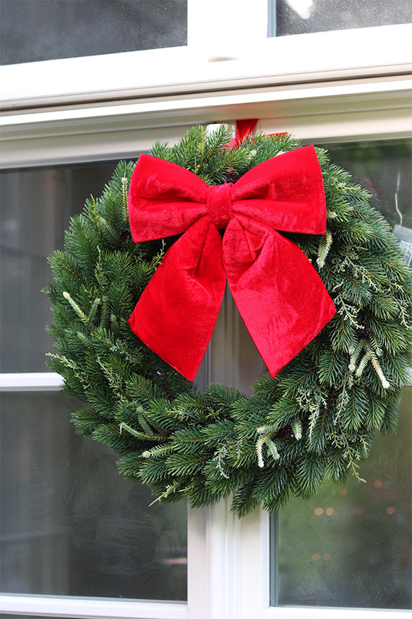 Natural Christmas Velvet, iglasty wianek z kokardą