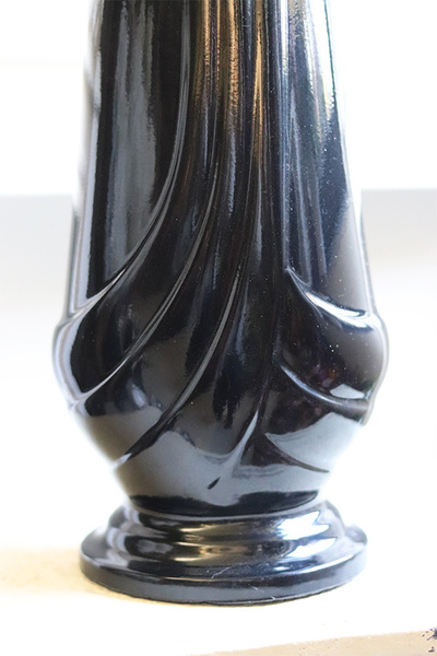 Czerń Żałobna ciężki flakon nagrobny