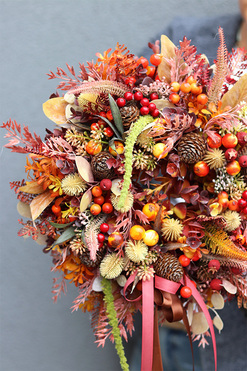 Jesień w Górach, jesienny wianek z żórawiną, śr.32cm 