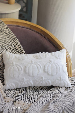 Pumpkin Spice, jesienna poszewka w dynie, biała, wym.30x50cm 