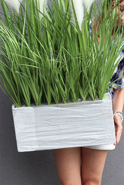 Decorina Saute, sztuczna trawa z pióropuszami w stretchu