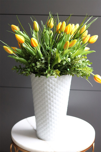 Żółte Tulipany, wiosenna kompozycja kwiatowa