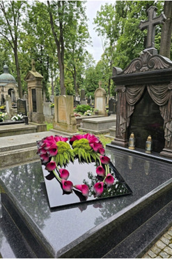 New Design Skrzydła Anioła Cherry, dekoracja nagrobna na czarnej podstawie, wym.90x60cm