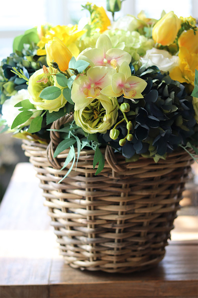 bogaty kosz wiosennych kwiatów, Eveline Spring Provance