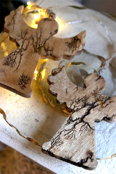 Anioł Wood, drewniana zawieszka