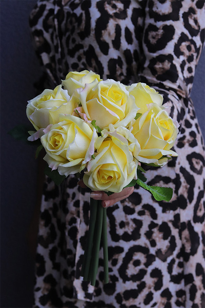 Róża Classic, bukiet róż real-touch, cytrynowe