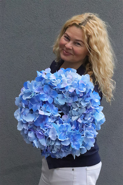 Blue Hydrangeas, wianek na drzwi z niebieskich hortensji, śr.30cm 