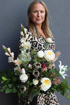 Glorietta, jesienny bukiet nagrobny we wkładzie, dł.67cm  