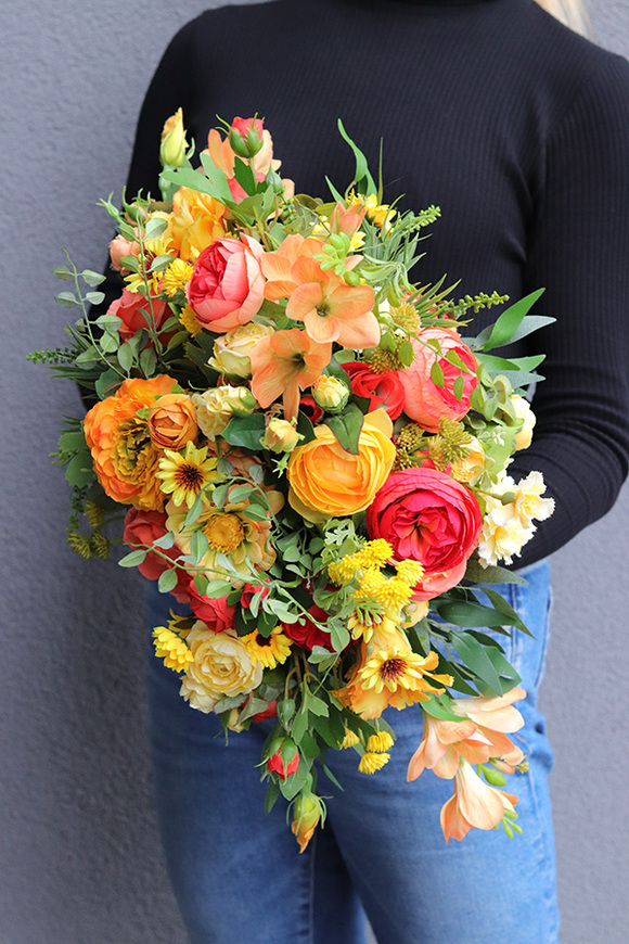 Luizjana Słoneczko, kompozycja kwiatowa w pucharze