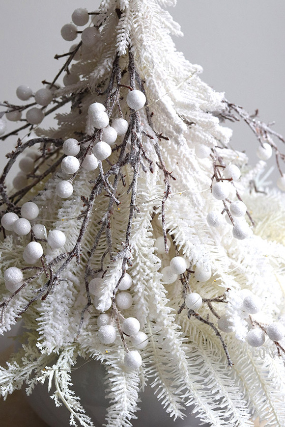 Zimowa Biel 3, świąteczna choinka z dekoracją