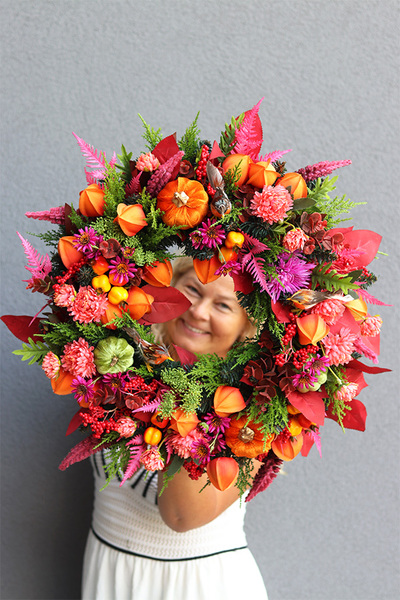  Miechunka, jesienny wianek z aksamitnymi dyniami