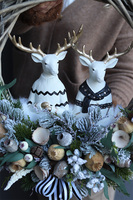 Norweskie Reny, asymetryczny zimowy wianek z reniferem