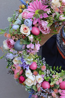 Moja Wielkanoc, kwiatowy wianek na drzwi