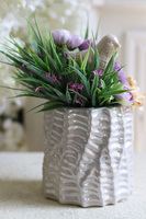 Ptak w Gnieździe, dekoracja z ptaszkiem w perłowej donicy