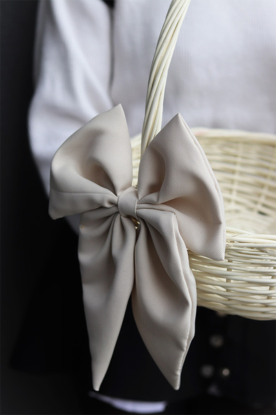 Beige Kokarde, dwustronnie dekorowany koszyczek wielkanocny