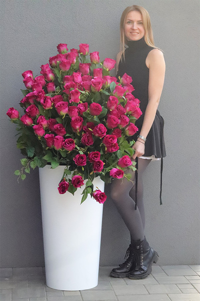 Carmen, podłogowa dekoracja kwiatowa