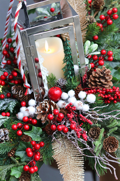 Angelo Winter Red, srebrny lampion nagrobny ze świecą LED,