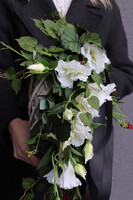 Polonia Eustoma, elegancki wieniec nagrobny