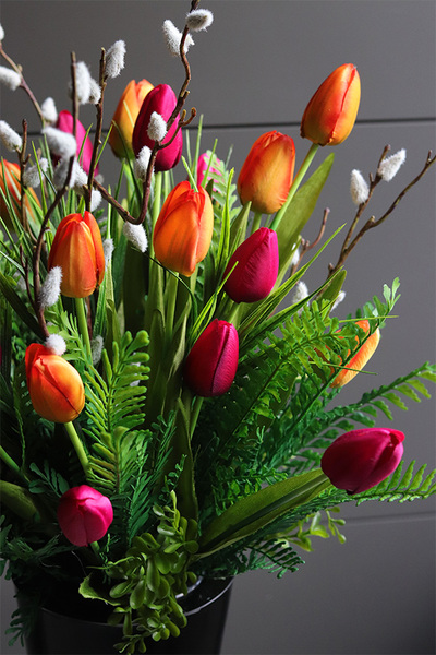 Tulippe Volcan Premium wiosenny komplet dekoracji nagrobnych