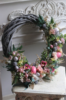 Green Canoe Pastels 3, asymetryczny wianek wielkanocny