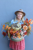 Ażurowa Dynia, jesienna kompozycja w metalowym naczyniu, wym.45x82x48cm