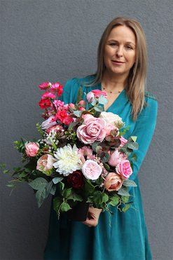 Lisa Milla, bukiet nagrobny we wkładzie, dł.47cm 