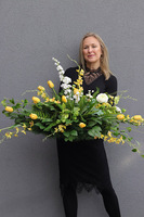 Amirata, wiosenna wiązanka nagrobna, dł.100cm 