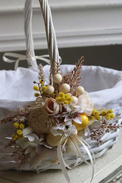 Romantic Mimosa, dekorowany koszyczek wielkanocny