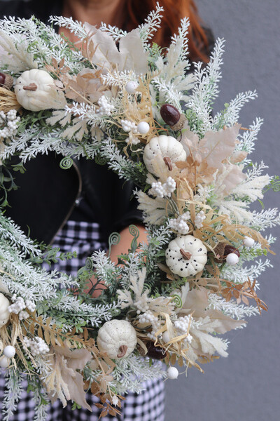 November Sun, boho jesienny wianek z dyniami