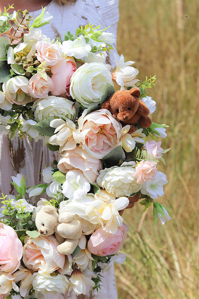 Słodkie Misie Teddy, uroczy wianek na drzwi